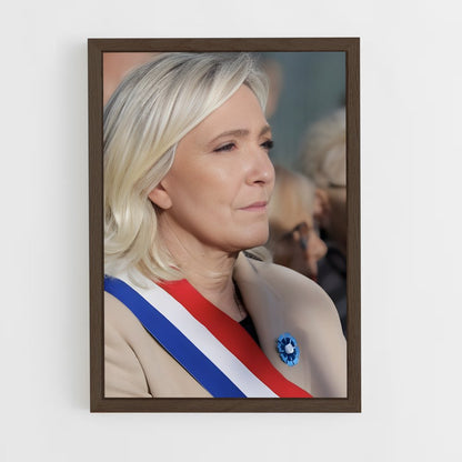 ap-marine le pen-7 cadre Bois foncé