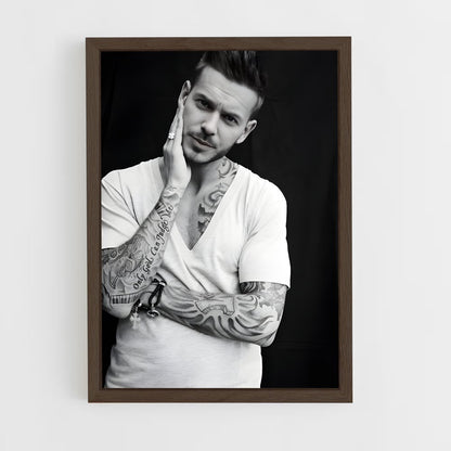 ap-matt pokora-8 cadre Bois foncé