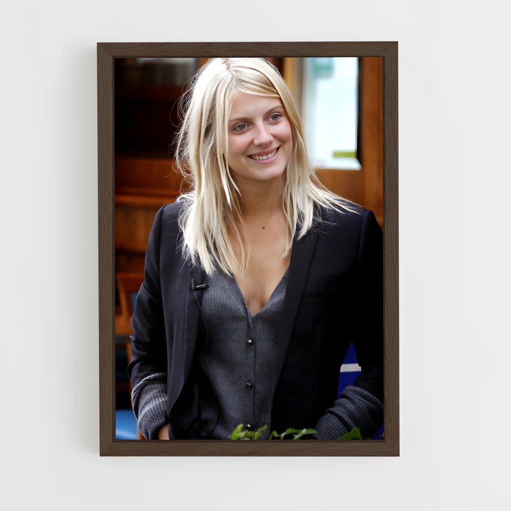 ap-melanie laurent-5 cadre Bois foncé