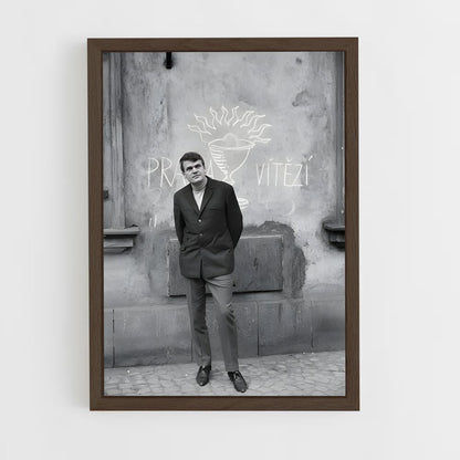 ap-milan kundera-4 cadre Bois foncé