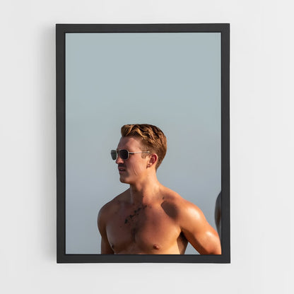 ap-miles teller-2 cadre Noir