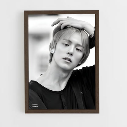 ap-minhyuk-18 cadre Bois foncé