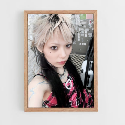 ap-momoka kinoshita-2 cadre Bois clair