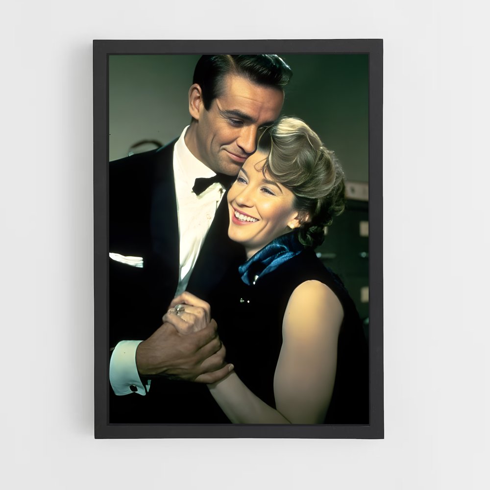 ap-moneypenny-2 cadre Noir