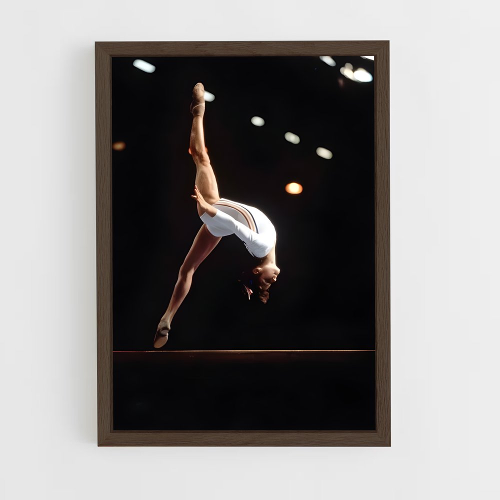 ap-nadia comaneci-7 cadre Bois foncé