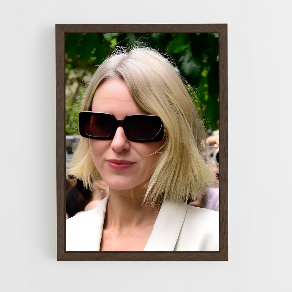 ap-naomi watts-4 cadre Bois foncé