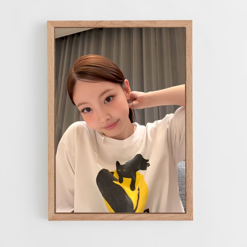 ap-nayeon-4 cadre Bois clair