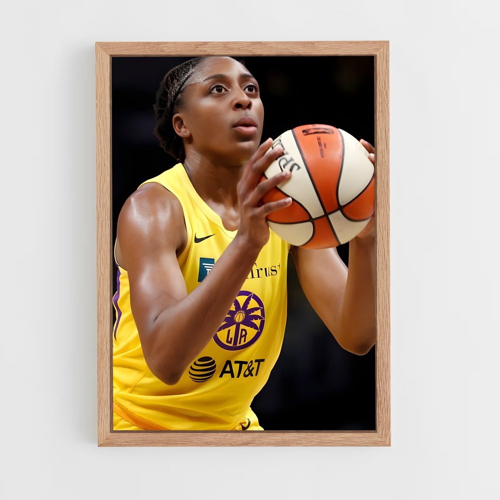 ap-nneka ogwumike-2 cadre Bois clair