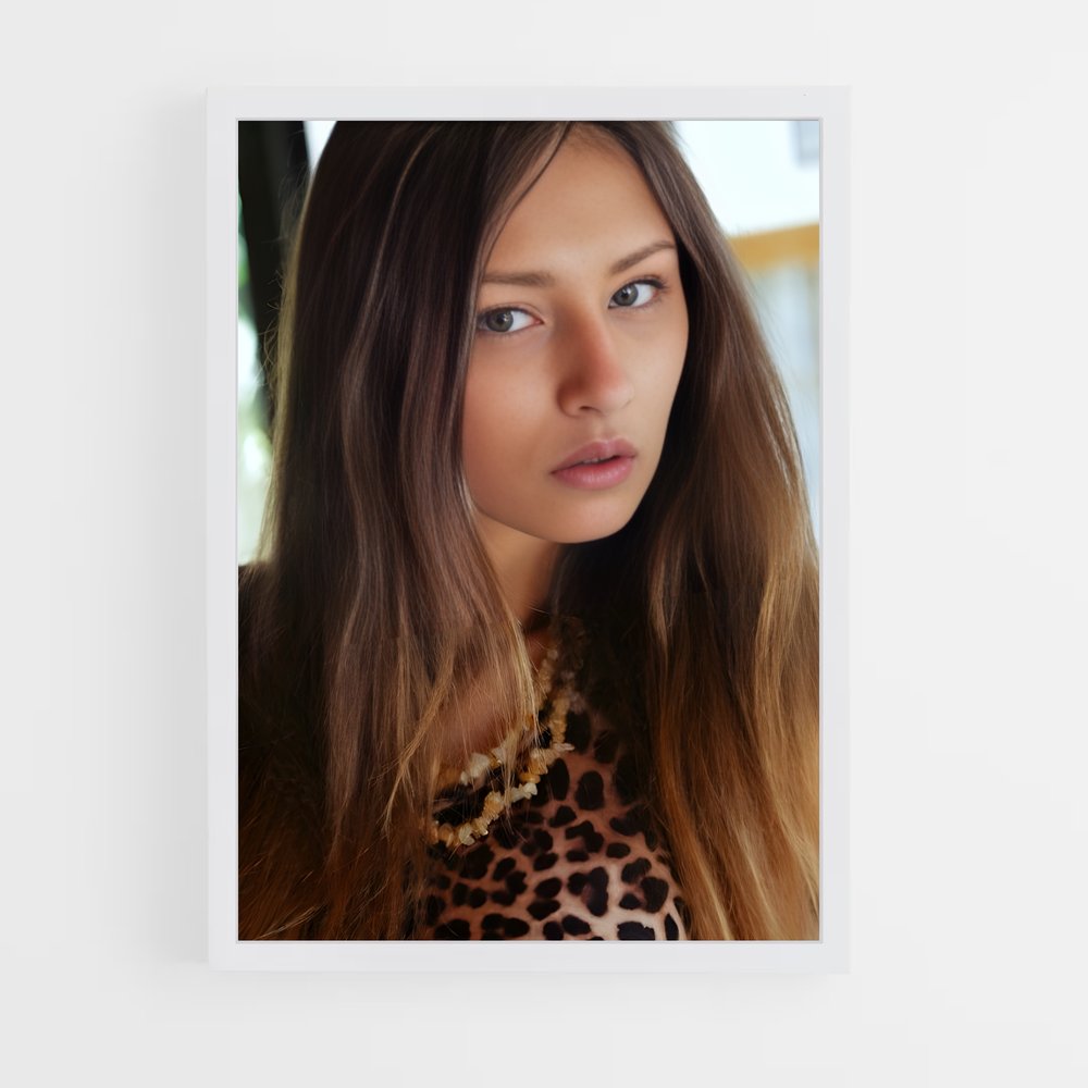 ap-noemi nikita-4 cadre Blanc