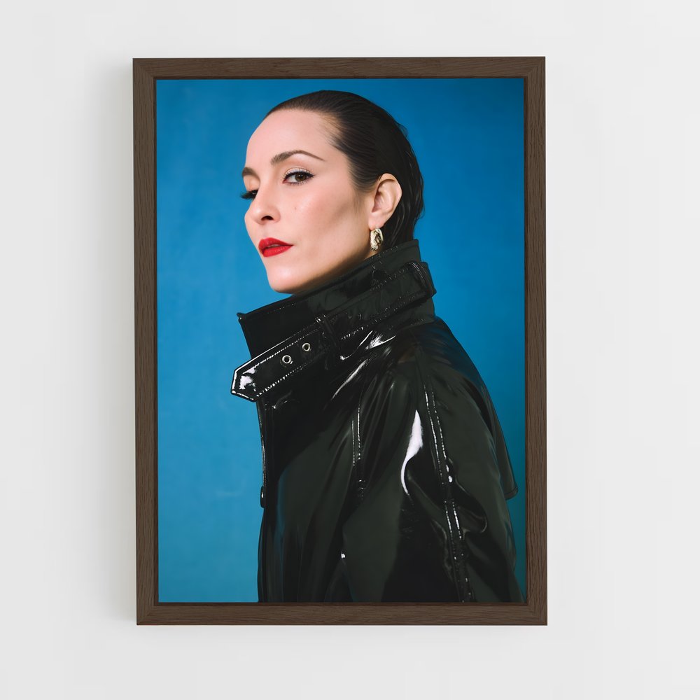 ap-noomi rapace-4 cadre Bois foncé