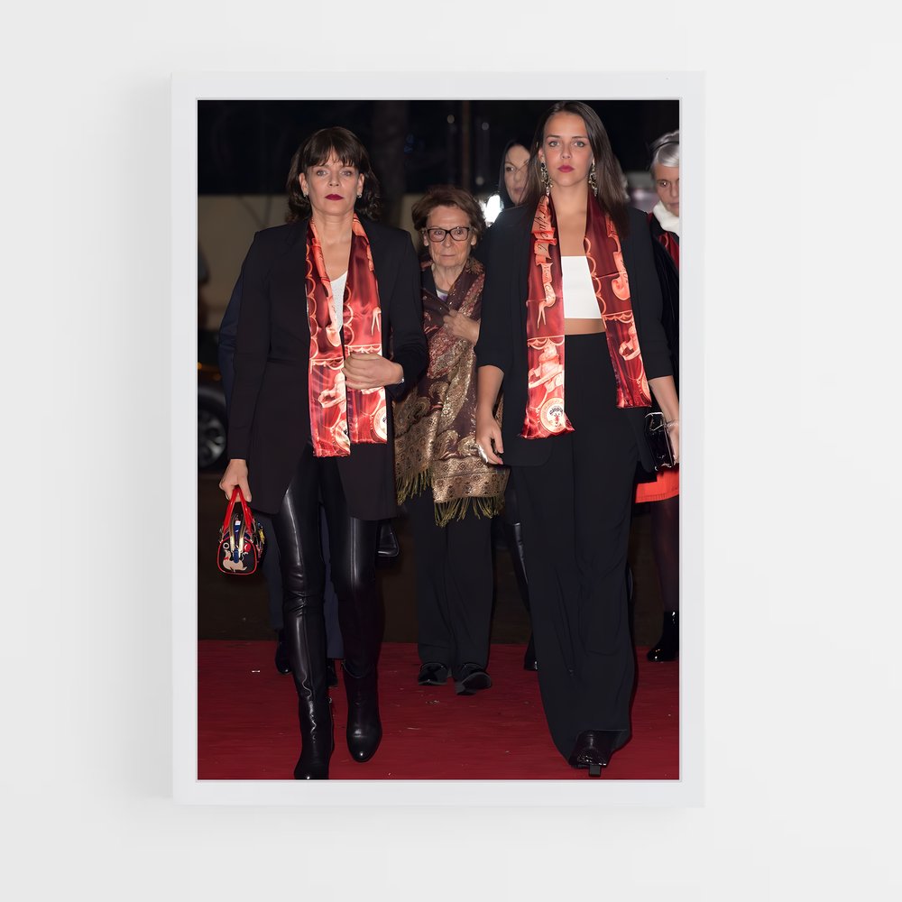 ap-pauline ducruet-5 cadre Blanc