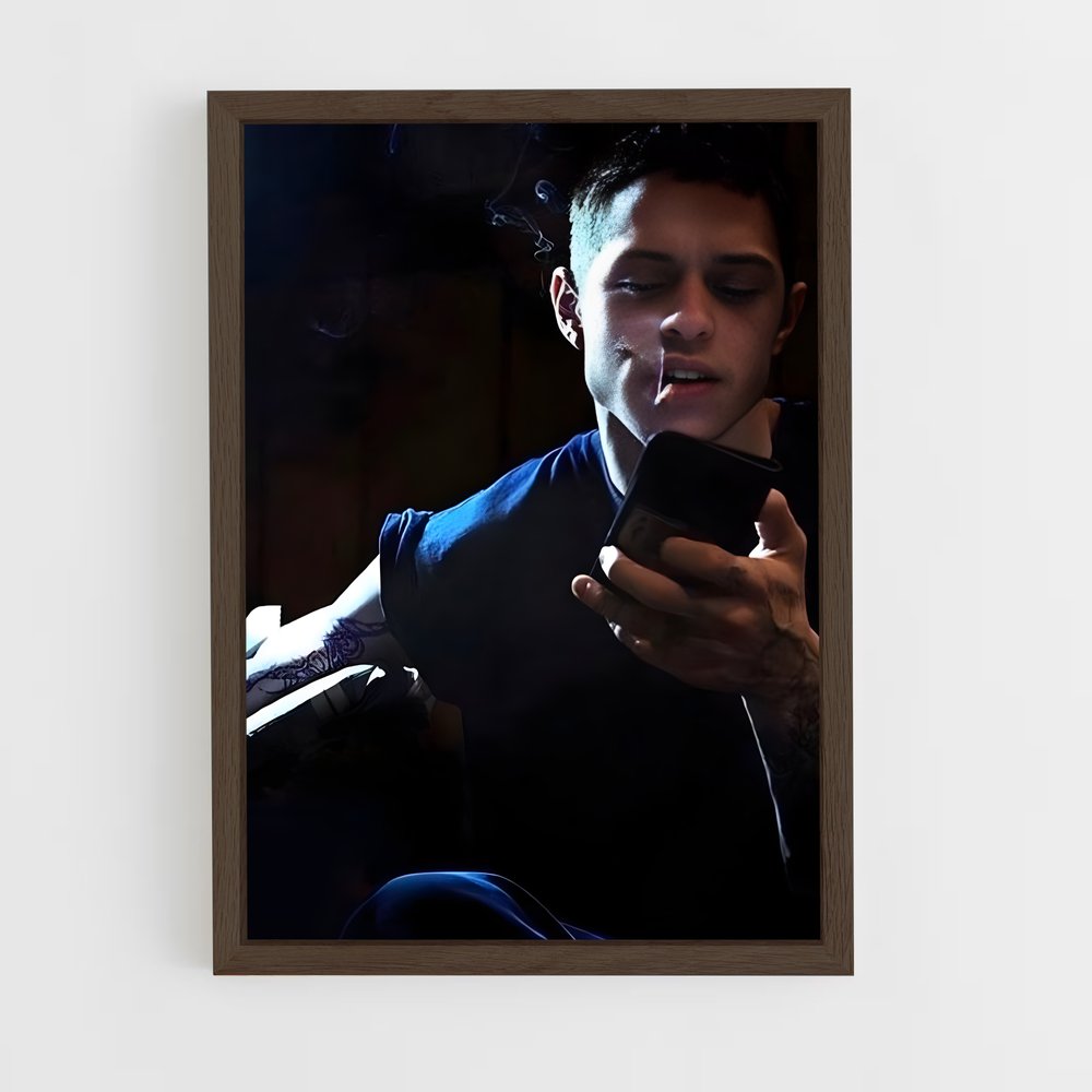 ap-pete davidson-2 cadre Bois foncé