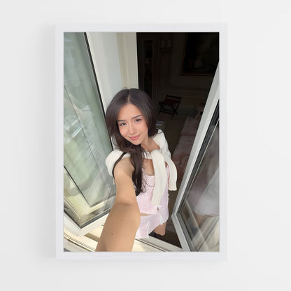 ap-pokimane-6 cadre Blanc