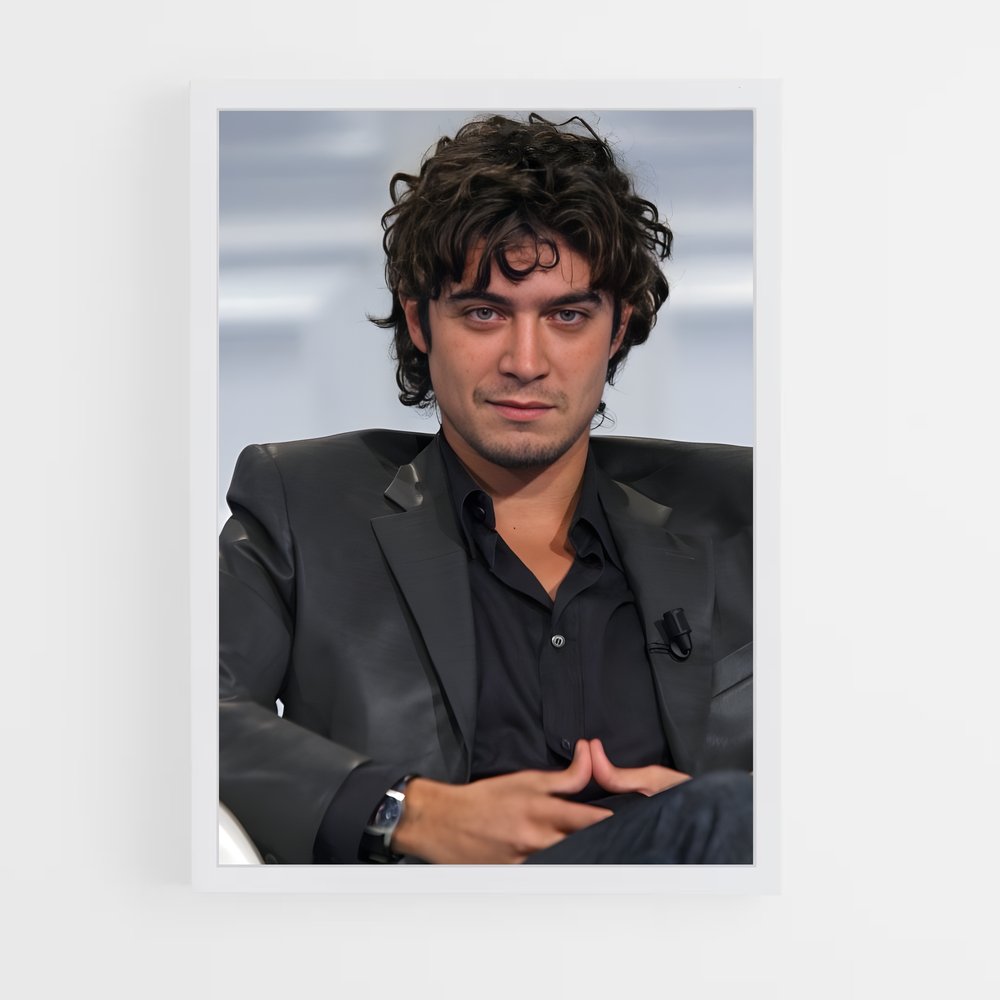 ap-riccardo scamarcio-1 cadre Blanc