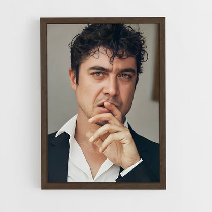ap-riccardo scamarcio-6 cadre Bois foncé