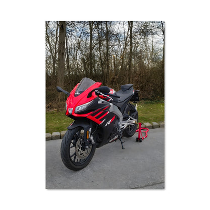 Poster Rs 125 81800