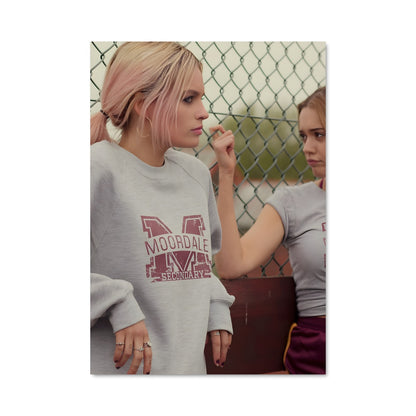 Poster Sisters in Sweatshirts