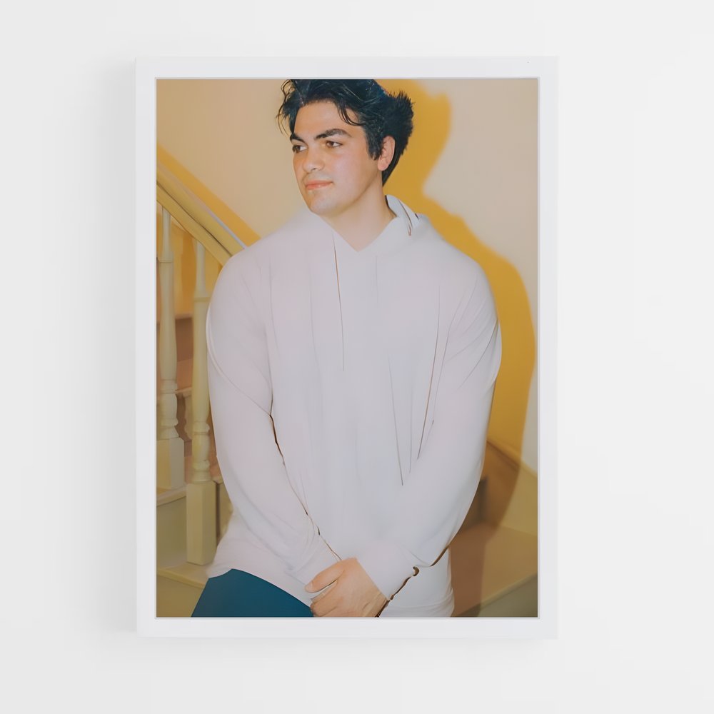 ap-thomas petrou-2 cadre Blanc