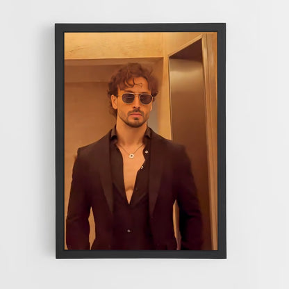 ap-tiger shroff-1 cadre Noir