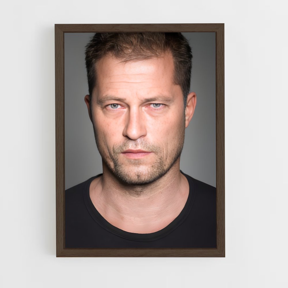 ap-til schweiger-7 cadre Bois foncé