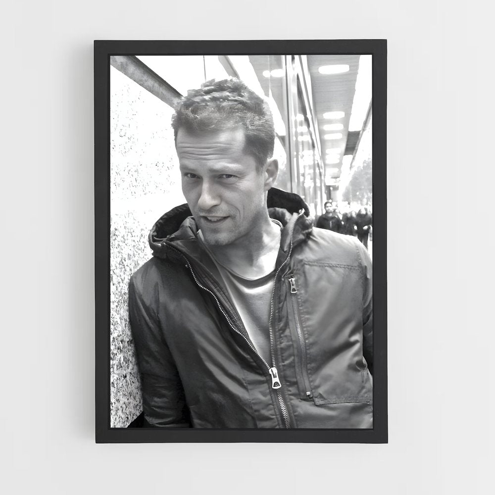 ap-til schweiger-8 cadre Noir