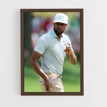 ap-tony finau-2 cadre Bois foncé