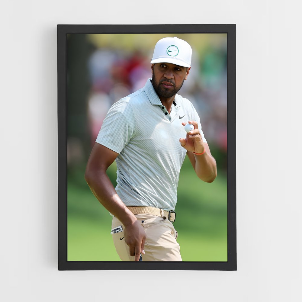 ap-tony finau-2 cadre Noir