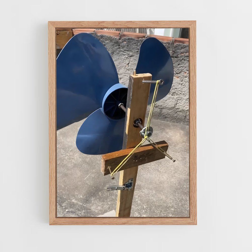ap-wind turbines-7 cadre Bois clair