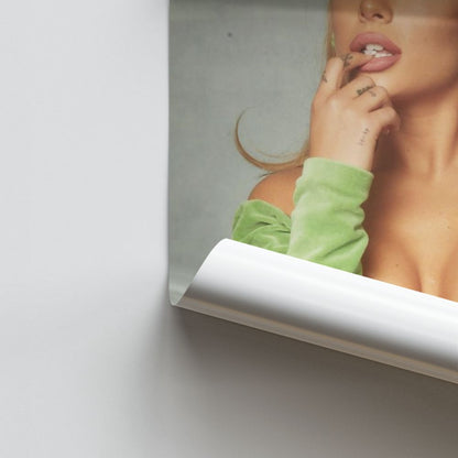 Poster Ariana Grande Vert