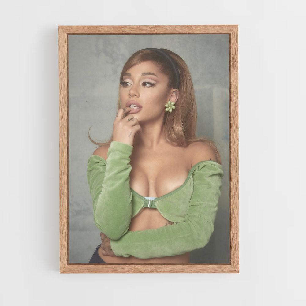 Poster Ariana Grande Vert