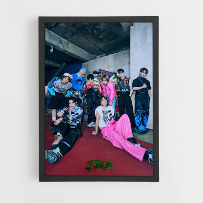 stray-kids-4 cadre Noir